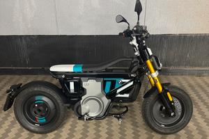 Bmw CE 02