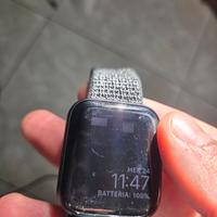 Apple Watch SE 41 mm