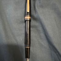 Penna Montblanc stilografica meisterstuck