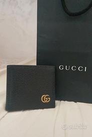 Portafoglio Gucci Marmont in Pelle Nera