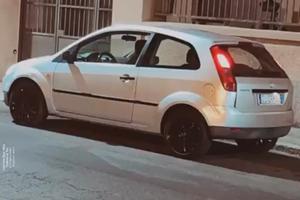 Ford festa per pezzi ricambio