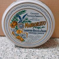 Scatola latta Mandorlato