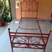 letto in ferro battuto a mano 