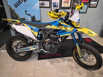 Suzuki Valenti SM 125 Motard