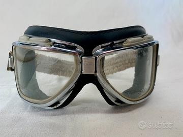 Occhiali da motociclista vintage