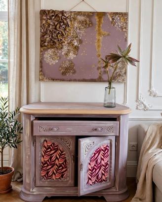 Mobiletto Shabby lilla + Quadro su tela coordinato