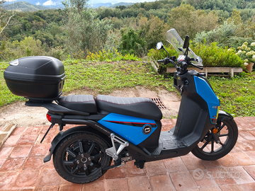 Moto elettrica Super Soco CPX PRO