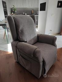 Poltrona relax con motore doppio movimento