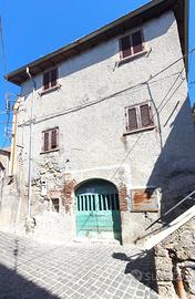 MONOLOCALE A PALIANO