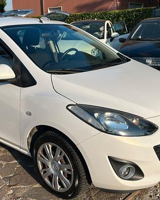 Mazda 2 Mazda2 1.3 16V 75CV 5p. Trendy