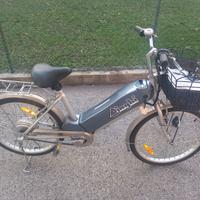 Bici elettrica DINGHI modello FRISBEE