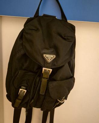 Zainetto Prada in nylon nero