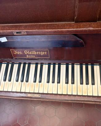 Pianoforte verticale Jos Stallberger Berlin antico