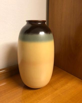 Vaso decorativo in terracotta