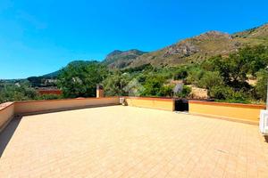 VILLA SINGOLA A TRABIA