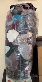 Bustone di sciarpe per mercatini 