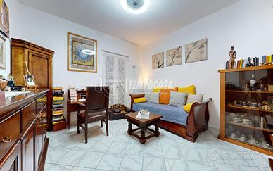 APPARTAMENTO CON 3 CAMERE E CUCINA SEPARATA