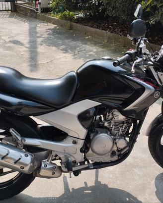 Yahamaha YBR 250