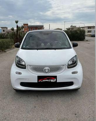 smart fortwo 2019
