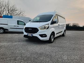 Ford Transit Custom L2H2 2.0 ECOBLUE 130CV HYBRID