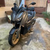 X Max 300 tech max (compreso passaggio)