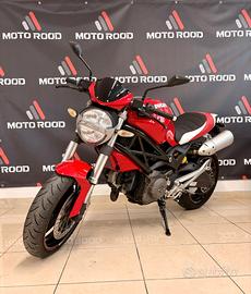 Ducati Monster 696
