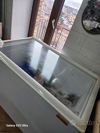 Congelatore 250L