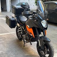 KTM 990 Supermoto