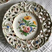 Piatti decorativi in ceramica di NOVE