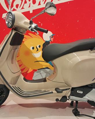 Vespa Primavera 125 S Bauletto + supporto omaggio