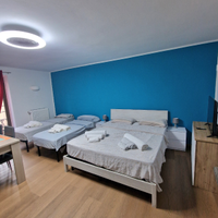 Monolocale con terrazzo - stagionale