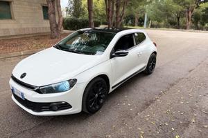 Volkswagen Scirocco 2.0 TDI 140CV DPF