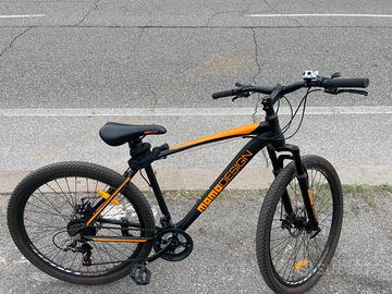 Bicicletta momo design