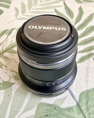 Obiettivo Olympus M.Zuiko 45mm f/1.8 (MFT)