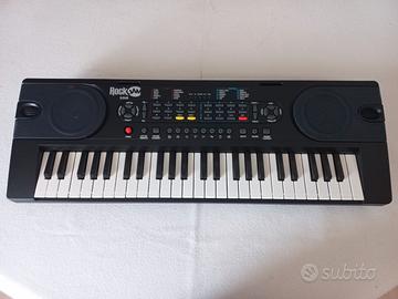 Tastiera con custodia. 