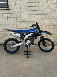 Yzf 250 2025 monster edition