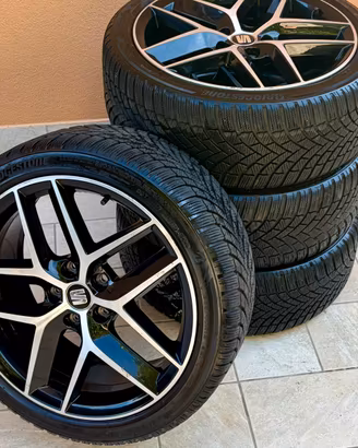 Cerchi SEAT da 18” + gomme invernali Bridgestone