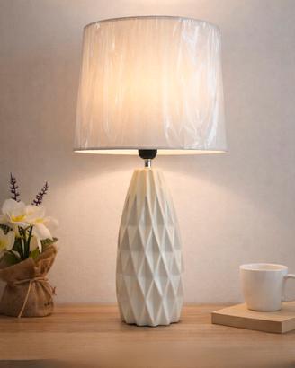 Lampada da tavolo in ceramica bianca 34×34×63cm