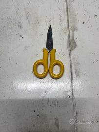 Forbice da elettricista