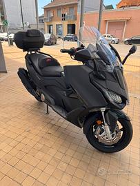 Kymco AK 575 Premium