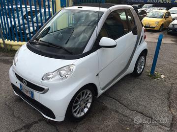 Smart ForTwo 1000 52 kW cabrio passion tagliandata