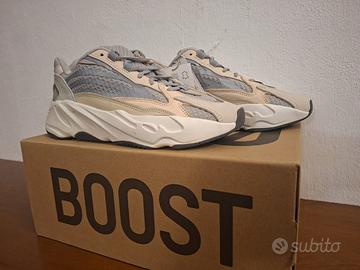 Adidas YEEZY BOOST 700  V2/ GY7924