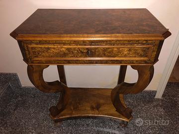 Mobile console in legno