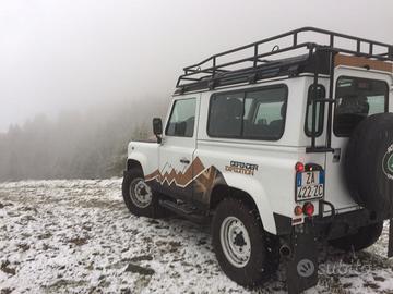 LAND ROVER Defender - 2015