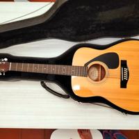 Chitarra acustica Yamaha 12corde