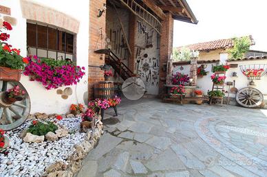 CASA SEMINDIPENDENTE A SANFRÈ