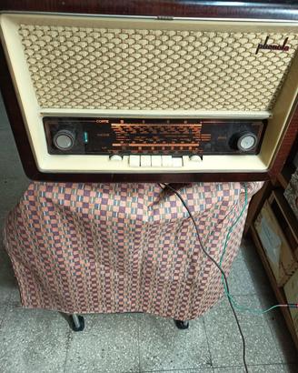 Radio Phonola Mod. 689