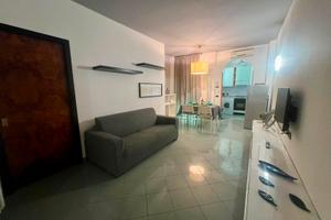 Appartamento con Piscina e Campo da Tennis