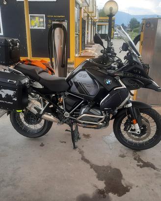 BMW GS 1250 ADV TRIPLE BLACK 