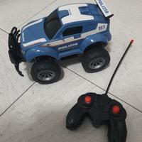 Macchina con telecomando